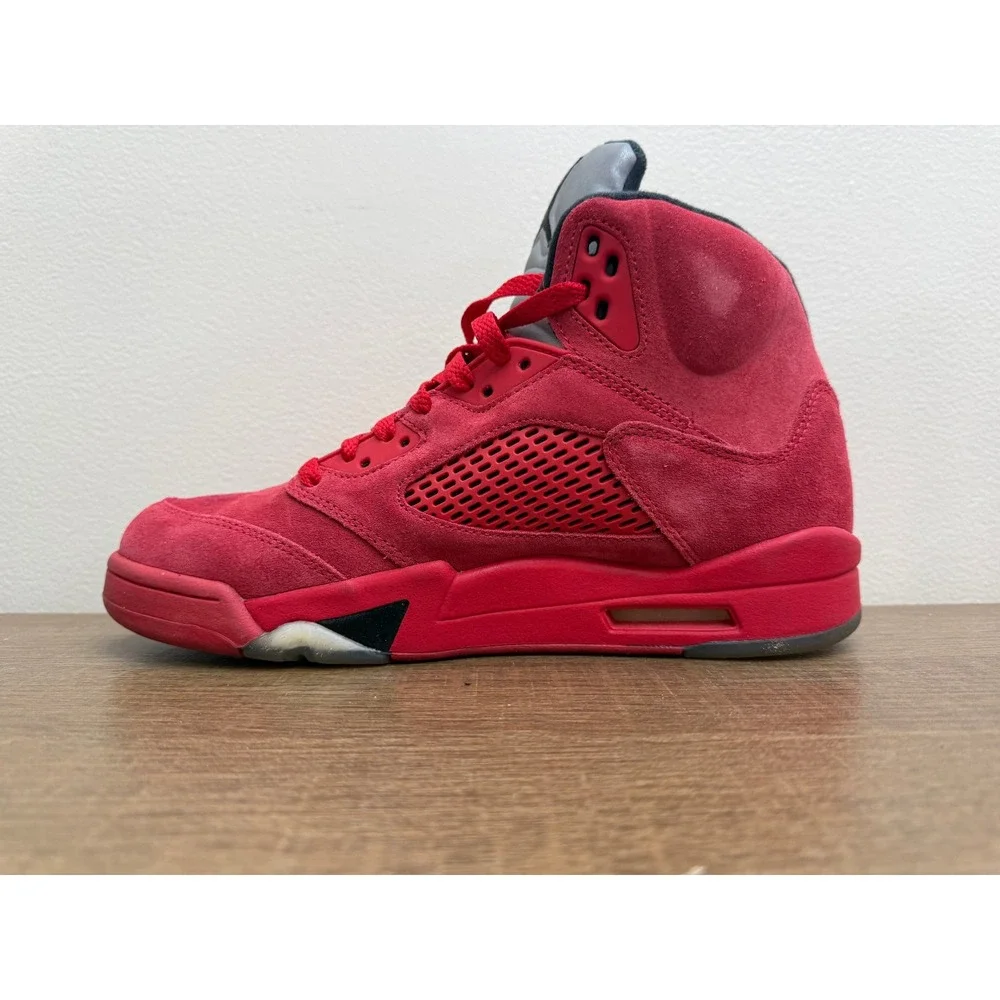 Air Jordan 5 V Retro Red Suede Size 9 136027-602 DS raging bull